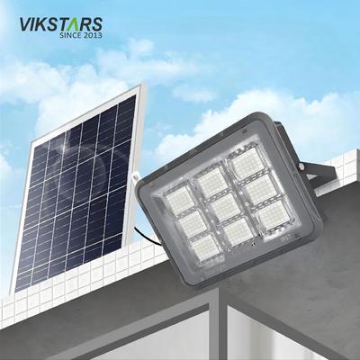 kupować Najnowsza solarna lampa ogrodowa 100W 200W 300W 400W solarne oświetlenie zewnętrzne do oświetlenia podwórza reflektor solarny produkcja internetowa