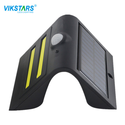 1,8 W Solar Walkway Lights Wydajność świetlna 120 lm / W dla społeczności na dziedzińcu